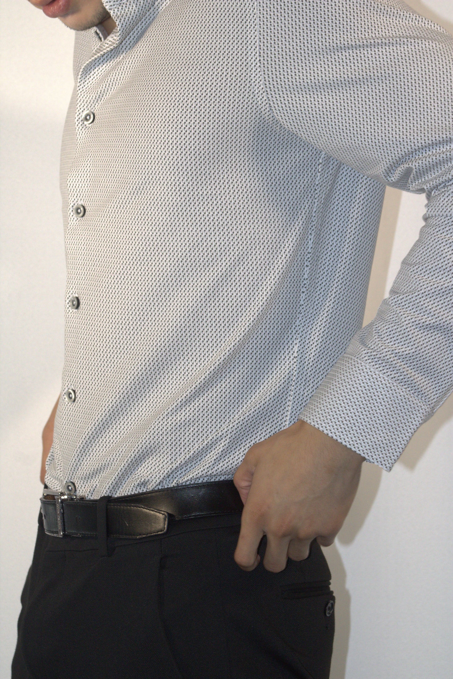 ECHO BLACK & WHITE SHIRT