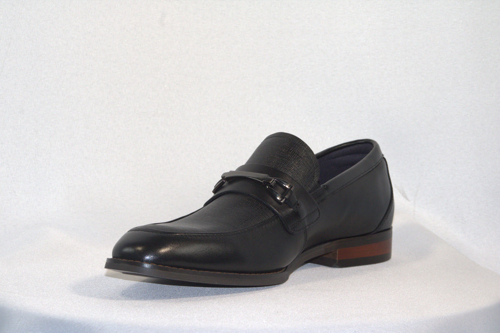 BUCKLE BLACK LOAFER